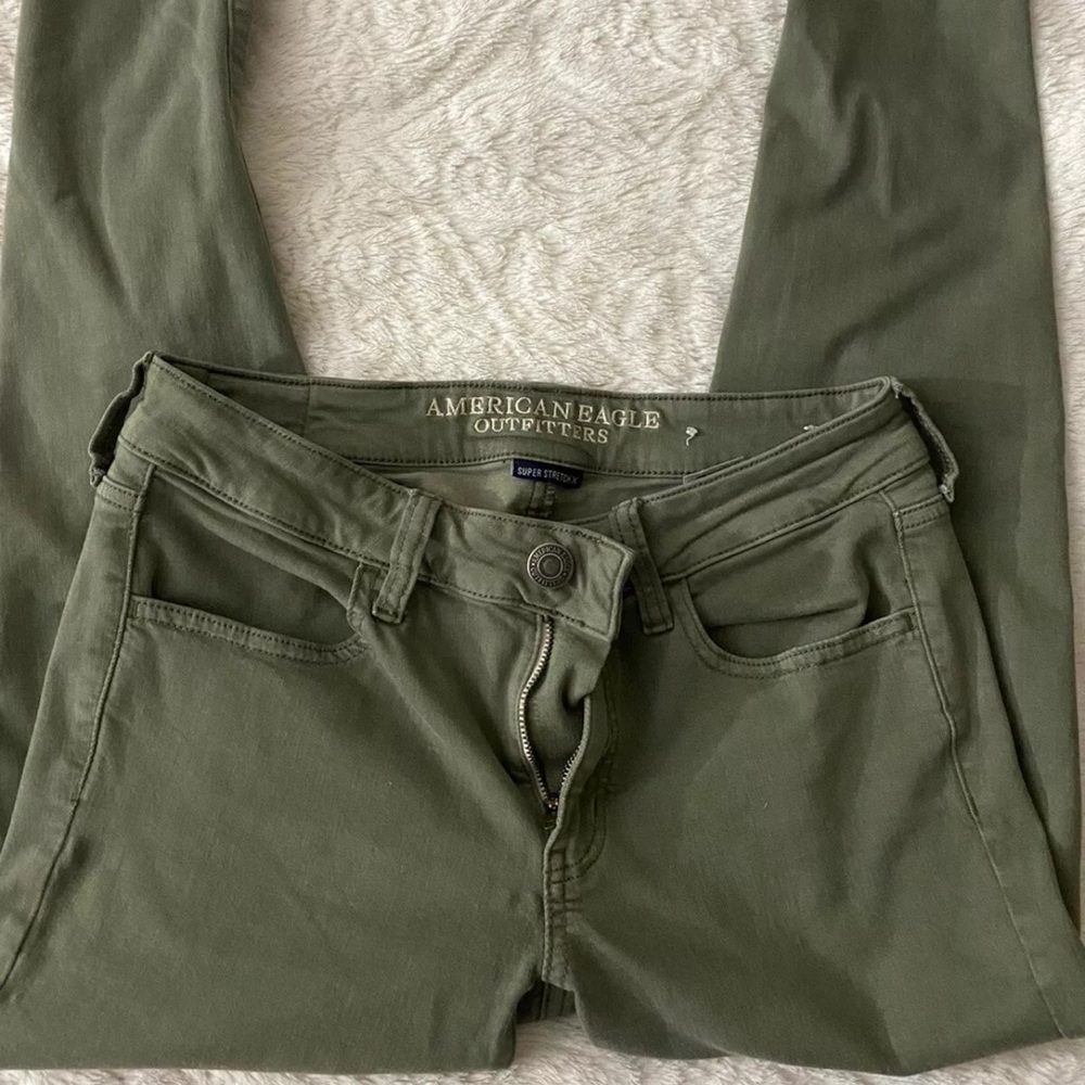 American Eagle Green Jeggings 6R